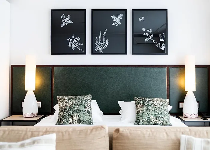 Hotel Ponta Delgada Szálloda