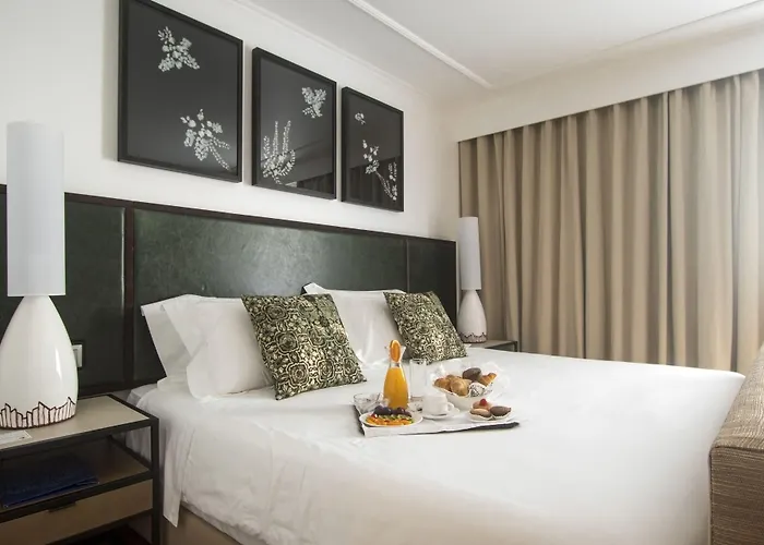 Szálloda Hotel Ponta Delgada 3*