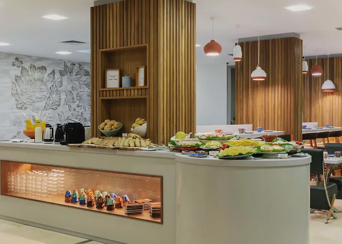 Hotel Ponta Delgada Szálloda 3*