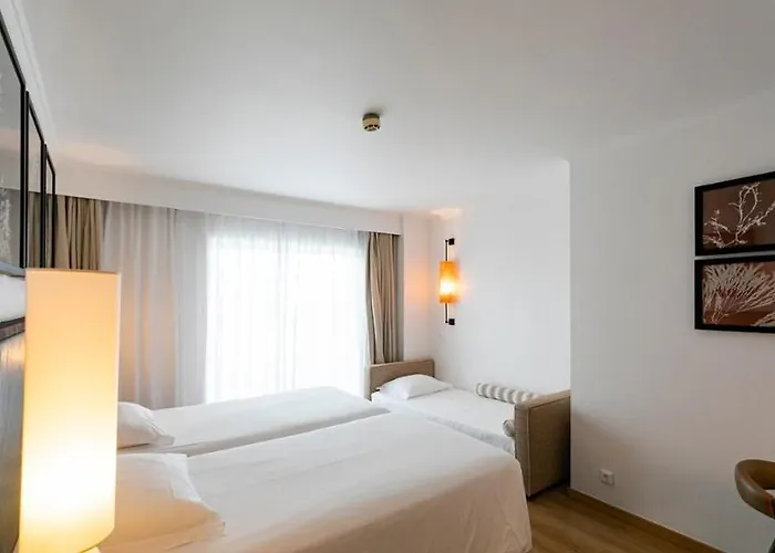 Szálloda Hotel Ponta Delgada 3*