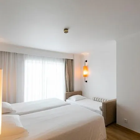 Hotel Hotel Ponta Delgada 3*