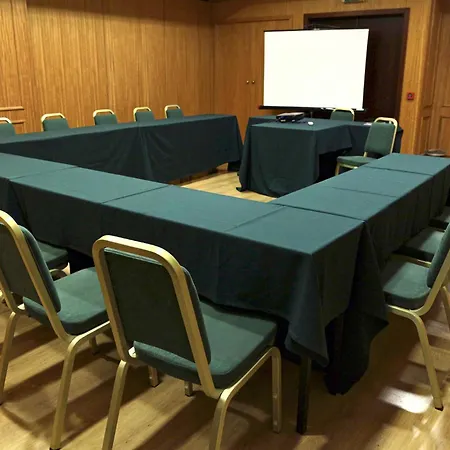 Hotel Ponta Delgada Otel