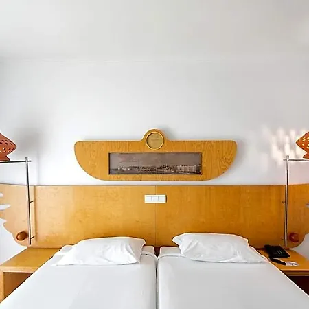 Hotel Ponta Delgada 3*