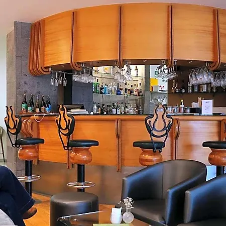 Otel Hotel Ponta Delgada 3*