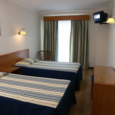 Hotel Ponta Delgada Otel