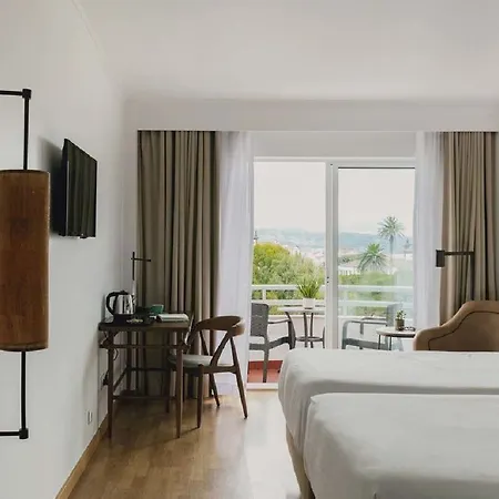 Hotel Ponta Delgada 3* Ponta Delgada