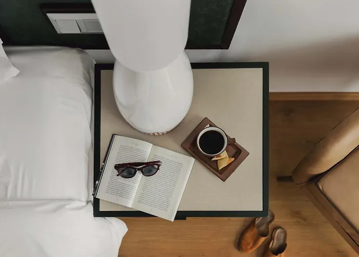 Отель Hotel Ponta Delgada