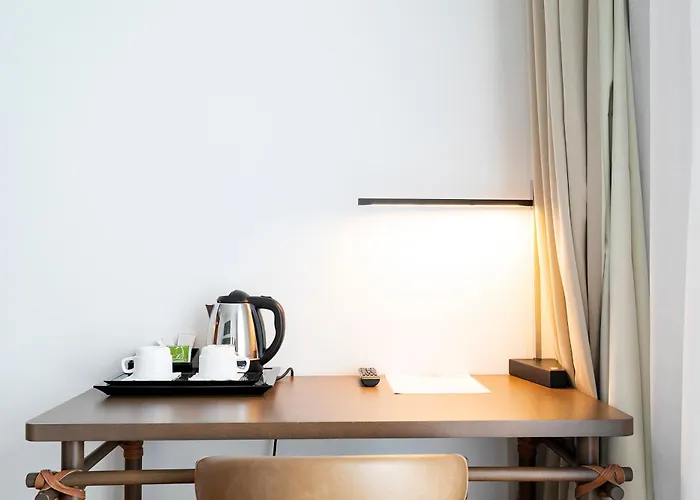 Отель Hotel Ponta Delgada Понта-Делгада