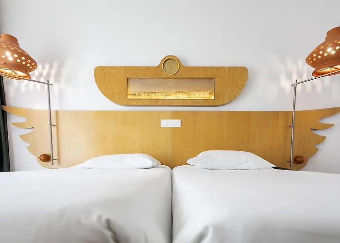 Hotel Ponta Delgada 3*