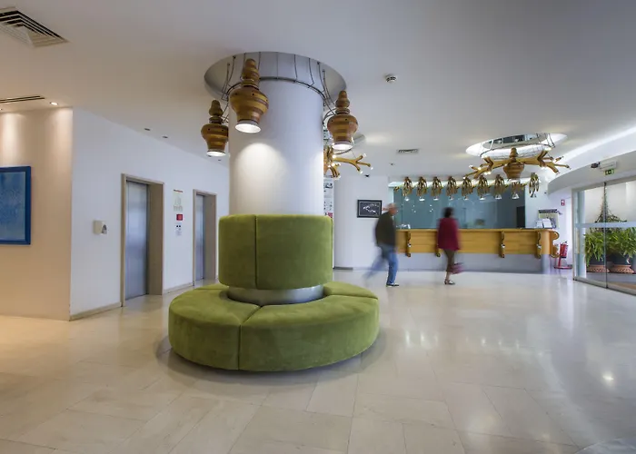 Hotel Ponta Delgada 3* Понта-Делгада