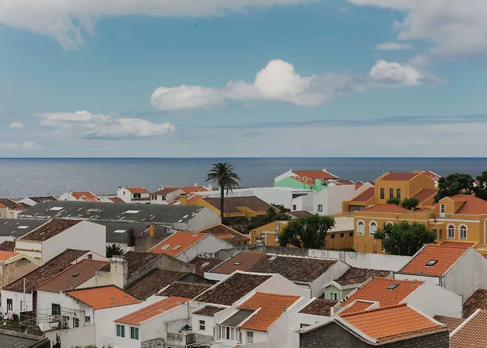 Hotel Ponta Delgada 3*