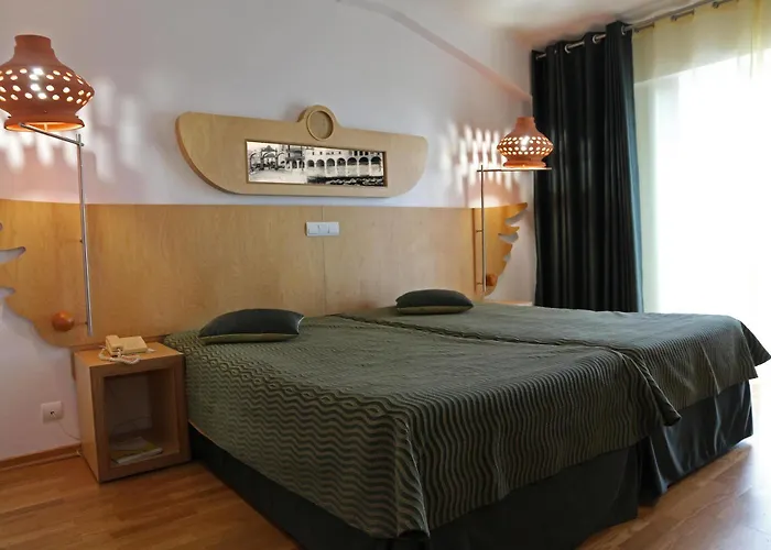 Hotel Ponta Delgada Отель Понта-Делгада